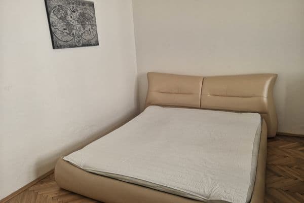 Pronájem bytu 2+kk 52 m², Spálená, Praha Pronájem bytu 2+kk 52 m², Spálená, Praha