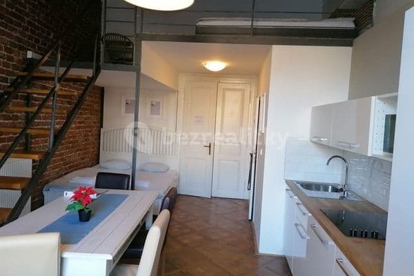 Pronájem bytu Garsoniéra 37 m², Karlovo Náměstí, Praha Pronájem bytu Garsoniéra 37 m², Karlovo Náměstí, Praha
