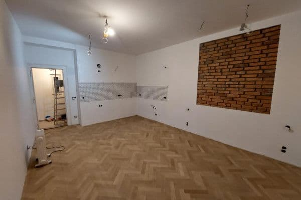 Pronájem bytu Garsoniéra 31 m², Kováků, Praha Pronájem bytu Garsoniéra 31 m², Kováků, Praha