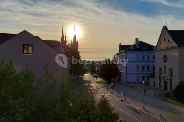 Pronájem bytu 3+kk 62 m², Tyršovo náměstí, Chrudim Pronájem bytu 3+kk 62 m², Tyršovo náměstí, Chrudim