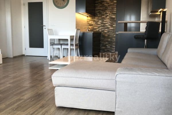 Pronájem bytu 2+kk 65 m², Škrábkových, Prag 18 Pronájem bytu 2+kk 65 m², Škrábkových, Prag 18