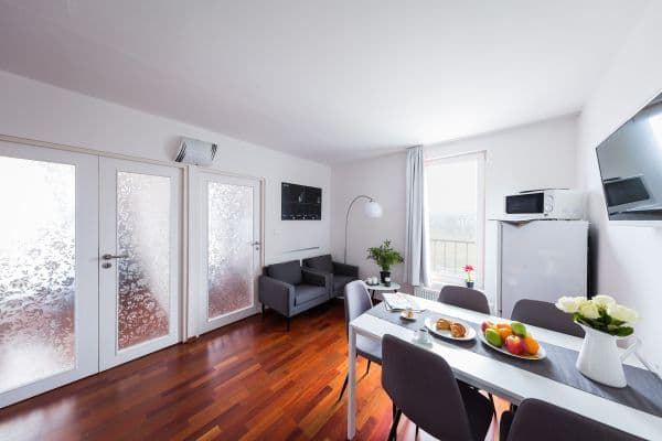 Pronájem bytu 3+kk 52 m², Molákova, Praha Pronájem bytu 3+kk 52 m², Molákova, Praha