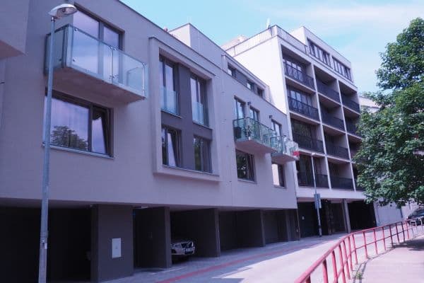 Pronájem bytu 1+1 51 m², U Michelského mlýna, Praha Pronájem bytu 1+1 51 m², U Michelského mlýna, Praha