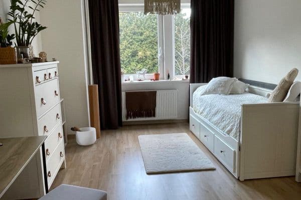 Pronájem bytu 1+kk 27 m², Peroutkova, Praha Pronájem bytu 1+kk 27 m², Peroutkova, Praha