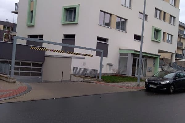 Pronájem garáže 13 m², Olgy Havlové, Praha Pronájem garáže 13 m², Olgy Havlové, Praha