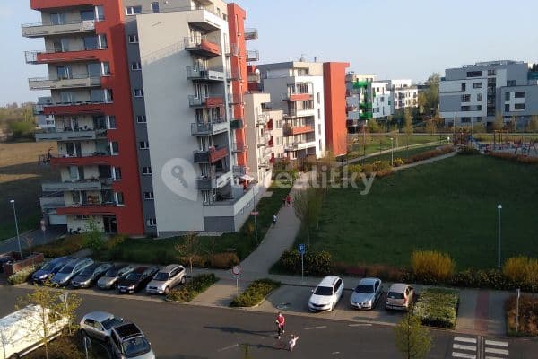 Pronájem bytu 1+kk 38 m², Miroslava Hajna, Praha Pronájem bytu 1+kk 38 m², Miroslava Hajna, Praha