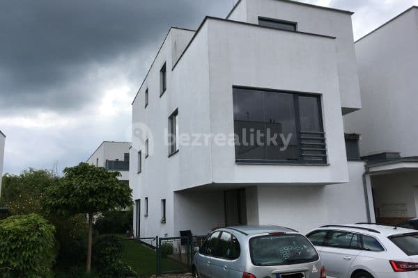 Pronájem bytu 3+kk 77 m², Karlštejnská, Lety Pronájem bytu 3+kk 77 m², Karlštejnská, Lety