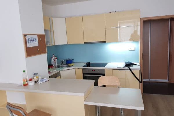 Pronájem bytu 3+kk 70 m², U Kasáren, Mladá Boleslav Pronájem bytu 3+kk 70 m², U Kasáren, Mladá Boleslav