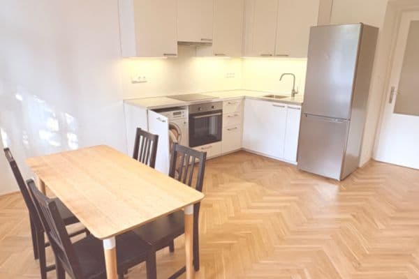 Pronájem bytu 2+kk 40 m², Na Vrstvách, Praha Pronájem bytu 2+kk 40 m², Na Vrstvách, Praha