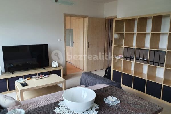 Pronájem bytu 2+kk 39 m², Nýdecká, Letňany Pronájem bytu 2+kk 39 m², Nýdecká, Letňany