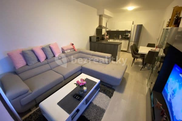 Pronájem bytu 2+kk 53 m², Honzíkova, Praha Pronájem bytu 2+kk 53 m², Honzíkova, Praha