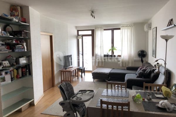Pronájem bytu 2+kk 67 m², Osadní, Praha Pronájem bytu 2+kk 67 m², Osadní, Praha