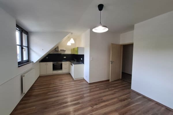 Pronájem bytu 2+kk 56 m², Beroun, Beroun Pronájem bytu 2+kk 56 m², Beroun, Beroun