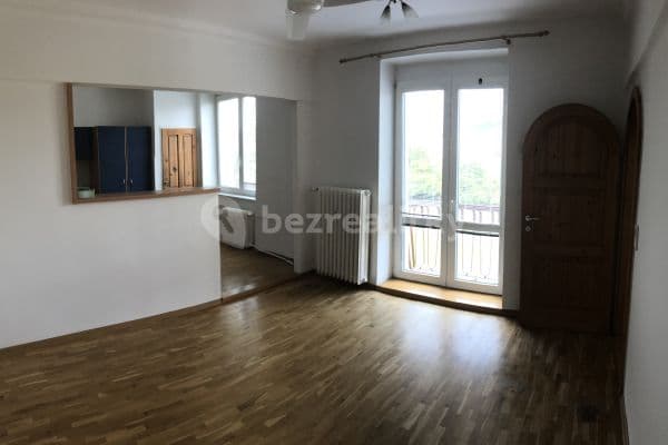 Pronájem bytu 3+1 56 m², Komenského, Příbram Pronájem bytu 3+1 56 m², Komenského, Příbram