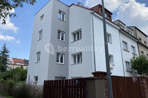 Pronájem bytu 3+1 66 m², Konojedská, Praha, Praha