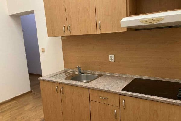 Pronájem bytu 3+1 88 m², Podnásepní, Brno Pronájem bytu 3+1 88 m², Podnásepní, Brno