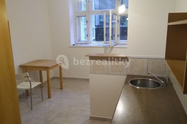 Pronájem bytu 1+kk 25 m², Petrohradská, Praha Pronájem bytu 1+kk 25 m², Petrohradská, Praha