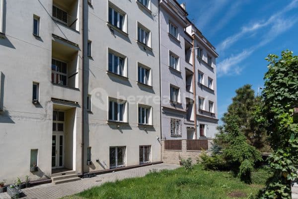 Pronájem bytu 2+kk 47 m², Nad Jezerkou, Praha, Praha
