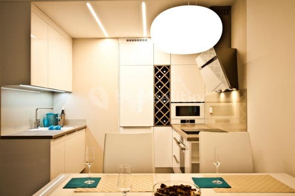 Pronájem bytu 2+kk 64 m², Škrábkových, Letňany Pronájem bytu 2+kk 64 m², Škrábkových, Letňany