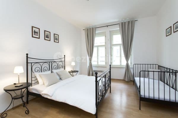 Pronájem bytu 2+kk 54 m², Slovinská, Praha Pronájem bytu 2+kk 54 m², Slovinská, Praha