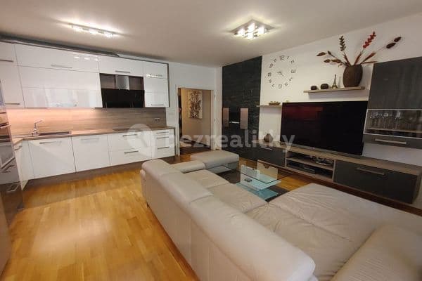 Pronájem bytu 3+kk 82 m², U Svobodárny, Praha Pronájem bytu 3+kk 82 m², U Svobodárny, Praha