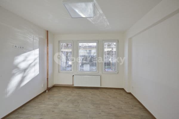 Pronájem bytu Garsoniéra 18 m², Klánova, Praha Pronájem bytu Garsoniéra 18 m², Klánova, Praha