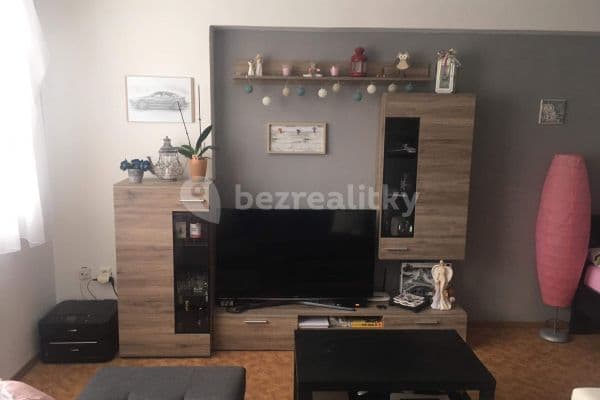 Pronájem bytu 1+1 40 m², 17. listopadu, Mladá Boleslav, Středočeský kraj Pronájem bytu 1+1 40 m², 17. listopadu, Mladá Boleslav, Středočeský kraj