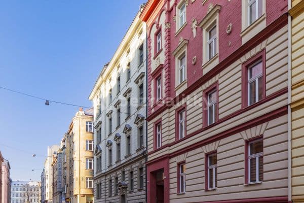 Pronájem bytu 1+kk 43 m², U Studánky, Praha Pronájem bytu 1+kk 43 m², U Studánky, Praha