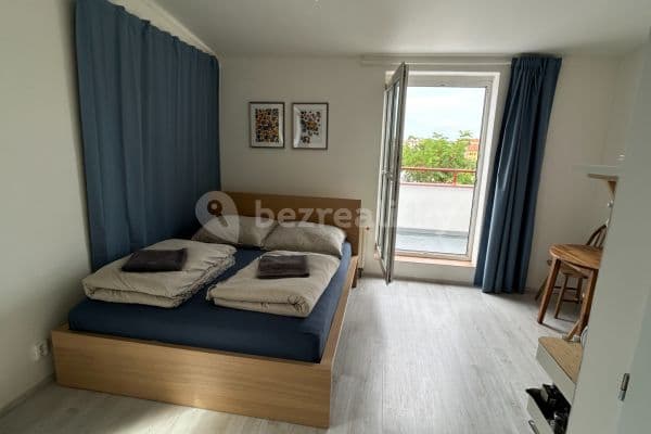 Pronájem bytu Garsoniéra 24 m², U Pekařky, Praha Pronájem bytu Garsoniéra 24 m², U Pekařky, Praha