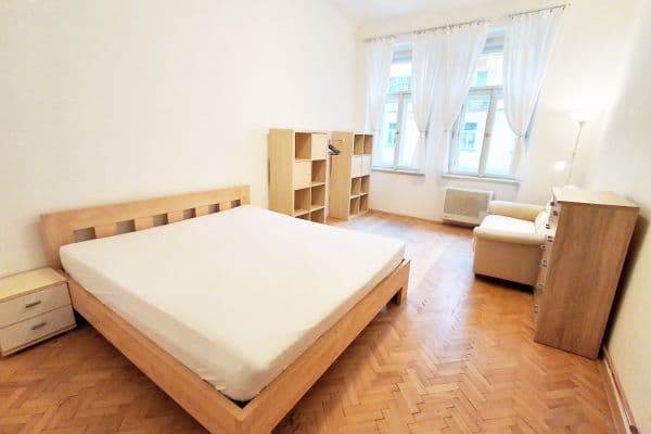 Pronájem bytu 1+1 35 m², Milady Horákové, Praha Pronájem bytu 1+1 35 m², Milady Horákové, Praha