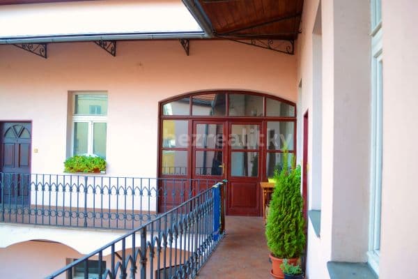 Pronájem bytu 2+kk 49 m², Ostrovského, Praha Pronájem bytu 2+kk 49 m², Ostrovského, Praha
