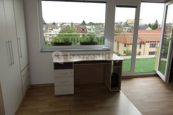 Pronájem bytu 2+kk 59 m², Hněvkovského, Brno Pronájem bytu 2+kk 59 m², Hněvkovského, Brno