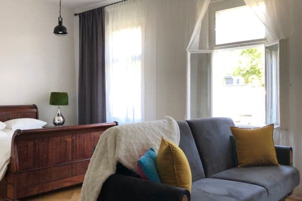Pronájem bytu 1+kk 46 m², Sadová, Karlovy Vary, Karlovarský kraj Pronájem bytu 1+kk 46 m², Sadová, Karlovy Vary, Karlovarský kraj