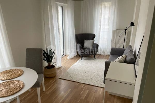 Pronájem bytu 2+kk 58 m², Pivovarnická, Praha Pronájem bytu 2+kk 58 m², Pivovarnická, Praha