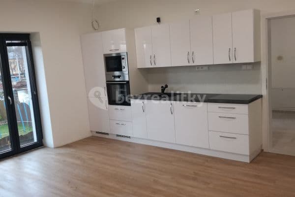 Pronájem bytu 1+kk 38 m², Halasova, Ostrava Pronájem bytu 1+kk 38 m², Halasova, Ostrava