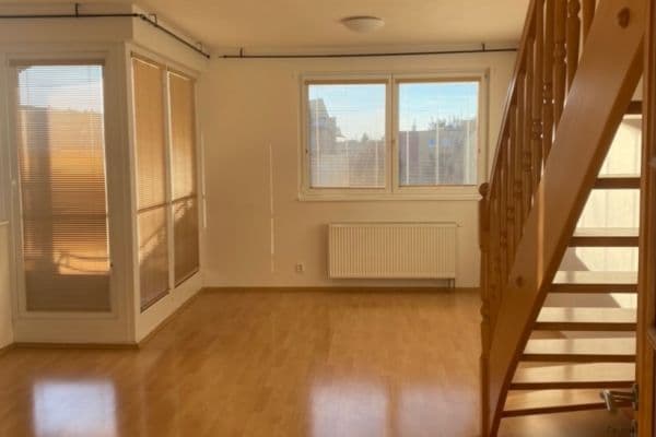 Pronájem bytu 4+kk 110 m², Praha - Kobylisy Pronájem bytu 4+kk 110 m², Praha - Kobylisy