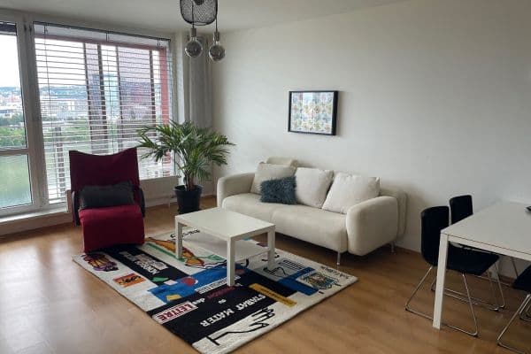 Pronájem bytu 2+1 59 m², Tomášikova, Nové Mesto, Bratislavský kraj Pronájem bytu 2+1 59 m², Tomášikova, Nové Mesto, Bratislavský kraj