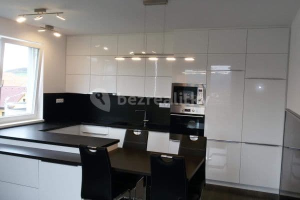 Pronájem bytu 3+kk 70 m², Dlouhá, Tišnov Pronájem bytu 3+kk 70 m², Dlouhá, Tišnov