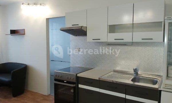 Pronájem bytu 1+1 35 m², Přímětická, Praha Pronájem bytu 1+1 35 m², Přímětická, Praha