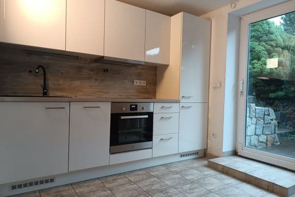 Pronájem bytu 1+1 37 m², Pražská, Úvaly Pronájem bytu 1+1 37 m², Pražská, Úvaly