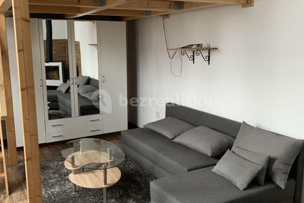 Pronájem bytu 1+1 45 m², Pod Rozhlednou, Jihlava Pronájem bytu 1+1 45 m², Pod Rozhlednou, Jihlava