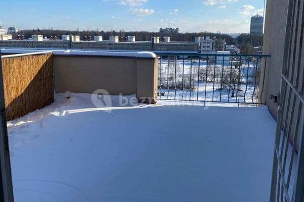 Pronájem bytu 1+kk 32 m², Malešická, Praha Pronájem bytu 1+kk 32 m², Malešická, Praha