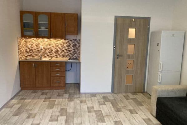 Pronájem bytu 2+kk 43 m², Mládí, Jablonec nad Nisou Pronájem bytu 2+kk 43 m², Mládí, Jablonec nad Nisou