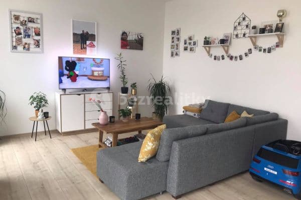 Pronájem bytu 3+kk 80 m², Levínský Vršek, Králův Dvůr Pronájem bytu 3+kk 80 m², Levínský Vršek, Králův Dvůr