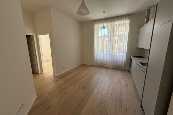 Pronájem bytu 2+kk 37 m², Kmochova, Praha Pronájem bytu 2+kk 37 m², Kmochova, Praha