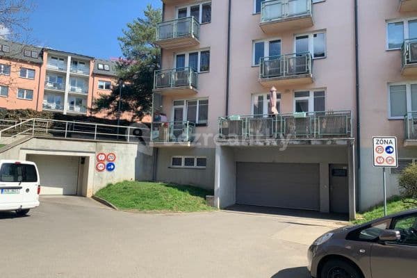 Pronájem garáže 14 m², Záběhlická, Praha Pronájem garáže 14 m², Záběhlická, Praha