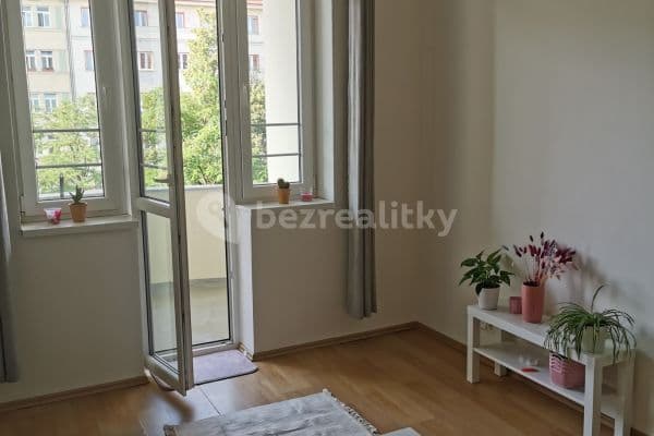 Pronájem bytu 2+kk 50 m², Sokolovská, Praha Pronájem bytu 2+kk 50 m², Sokolovská, Praha