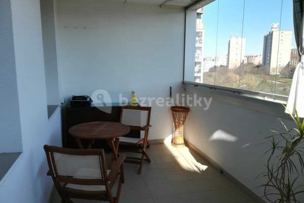 Pronájem bytu 3+1 82 m², Volkova, Hlavní město Praha Pronájem bytu 3+1 82 m², Volkova, Hlavní město Praha