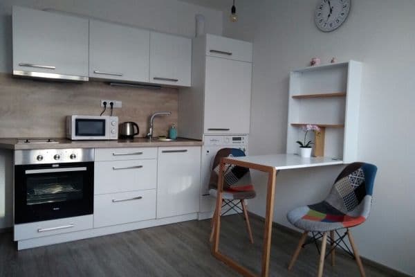 Pronájem bytu 2+kk 31 m², Hradecká, Hradec Králové Pronájem bytu 2+kk 31 m², Hradecká, Hradec Králové