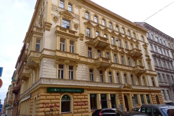 Pronájem bytu 1+kk 31 m², Tyršova, Praha Pronájem bytu 1+kk 31 m², Tyršova, Praha